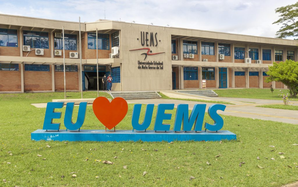 UEMS completa 30 anos com mais de 20 mil diplomados