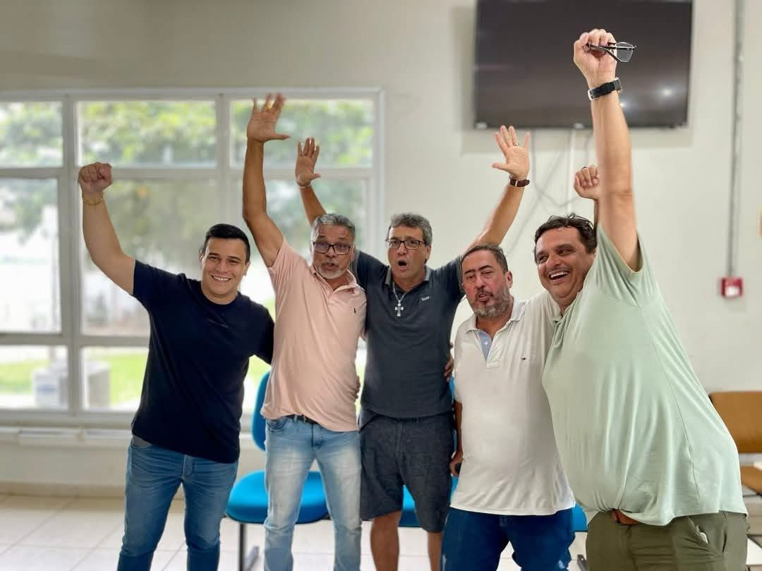 Zezinho Martinez é eleito presidente da Liesco e pede união às escolas de samba