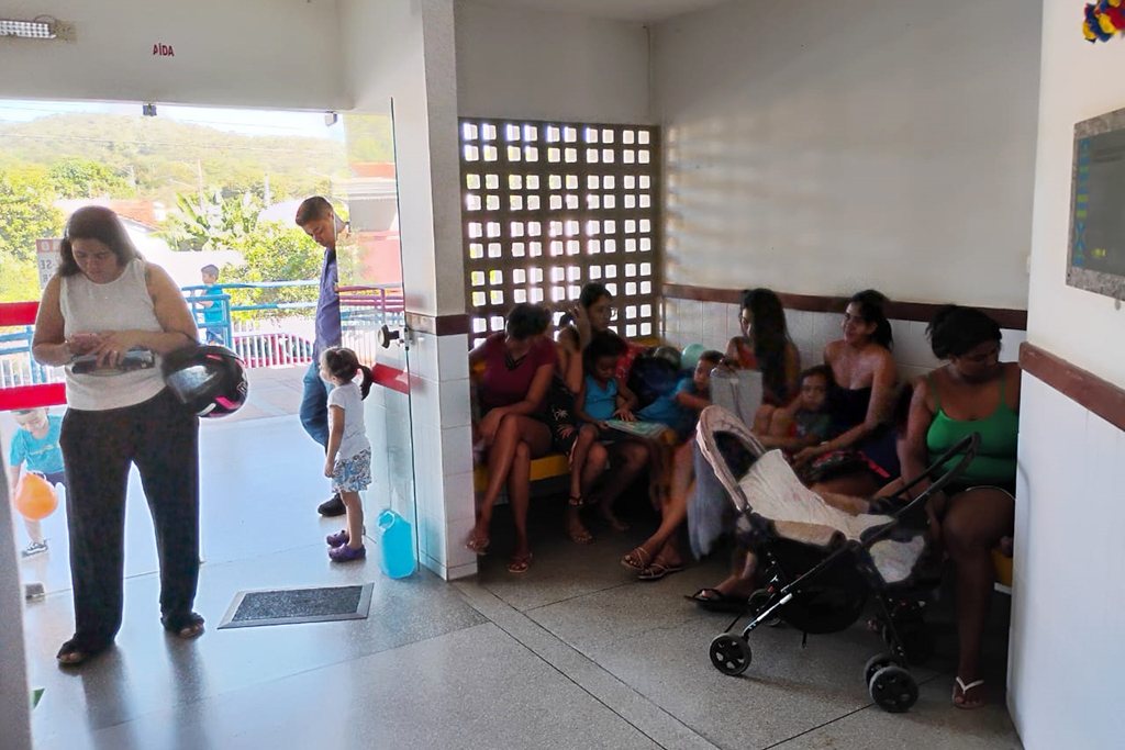 Vacinação nas escolas municipais de Corumbá atende estudantes das zonas urbana e rural