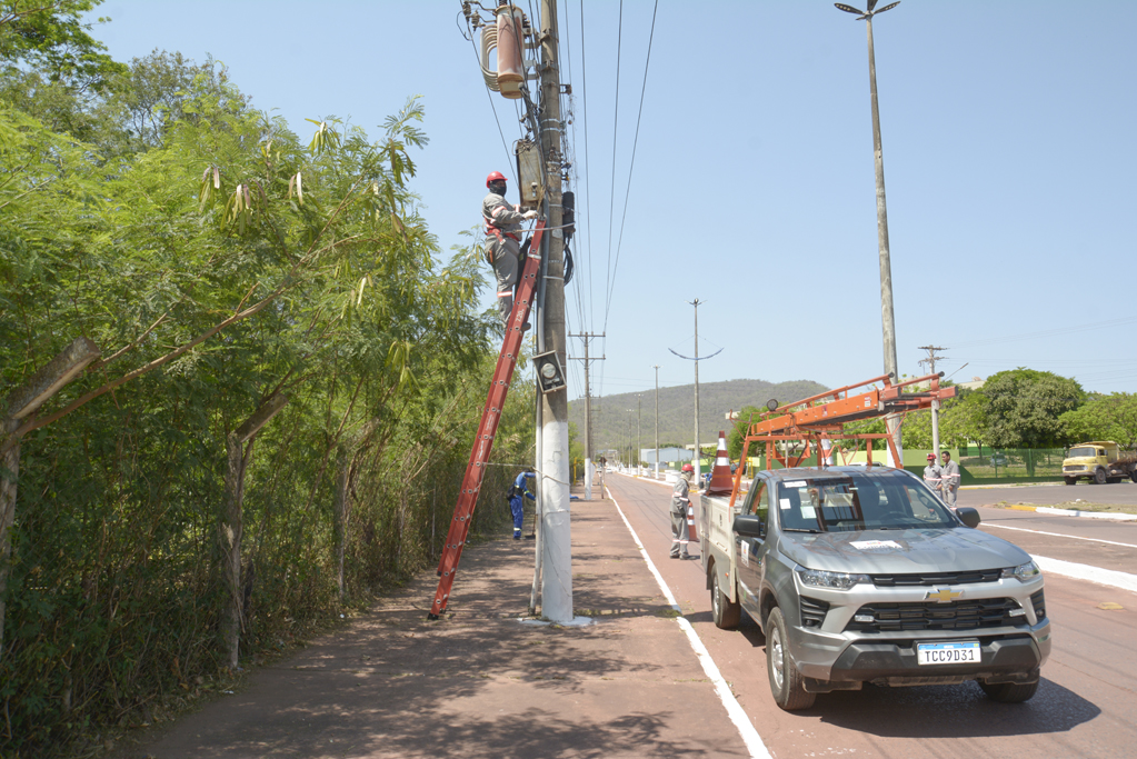Prefeitura retoma serviços da PPP de iluminação pública em Corumbá
