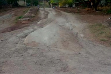 Bira pede estudos para pavimentação da Rua Tiradentes, no Bairro Popular Velha