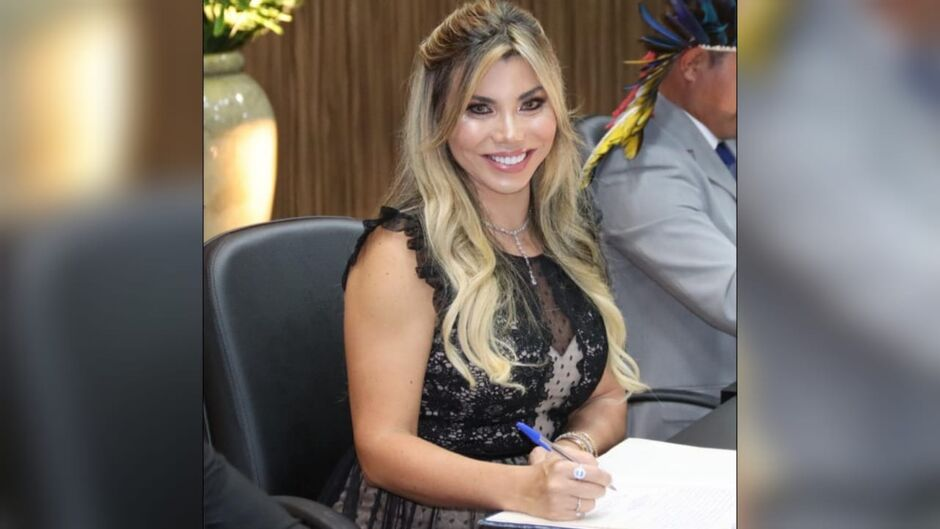 Vice-prefeita silencia após ser flagrada com maconha durante operação em MS